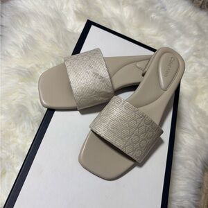 Calvin Klein Women's Cream Slide Sandals